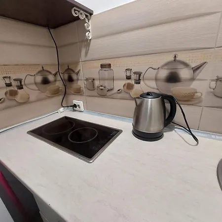 Tudor Arghezi Universitate *