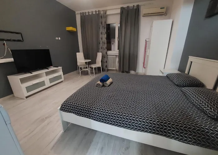 Tudor Arghezi Universitate Bucareste