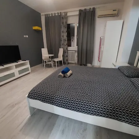 Tudor Arghezi Universitate Бухарест